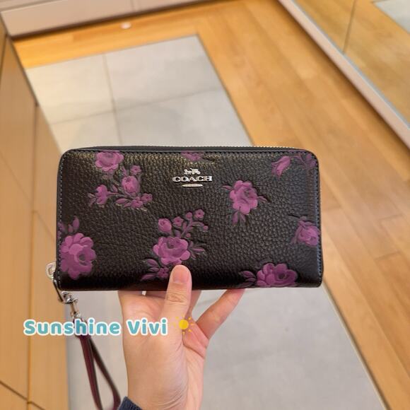 NWT Coach Long Zip Around Wallet With Floral Print CCL36 Black/Purple - Picture 1 of 10